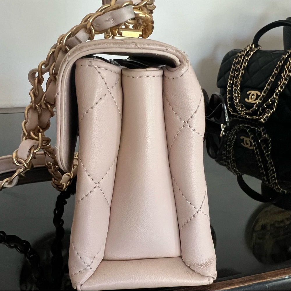 Chanel Trendy Spirit Handbag - Picture 8 of 16